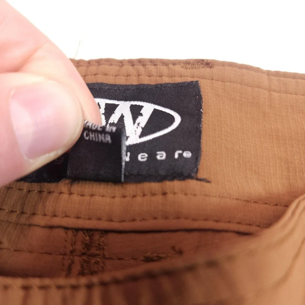 Rugged Wear Mens 40 Brown Nylon Stretch Cargo Shorts NWT‎